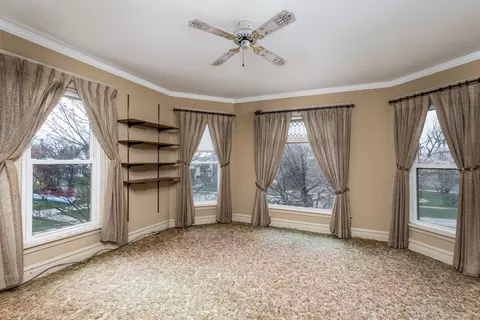 Living - 123 E Van Buren St, Ottawa, IL 61350 photo 3 of 3