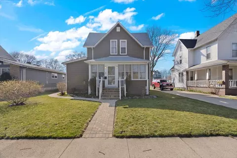 2204 Emmaus Ave, Zion, IL 60099