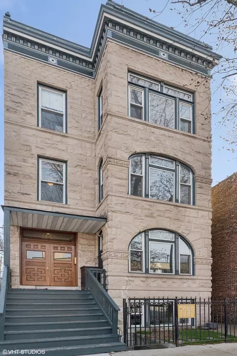 1143 N Damen Ave #2, Chicago, IL 60622