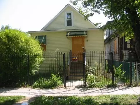 10153 S La Salle St, Chicago, IL 60628