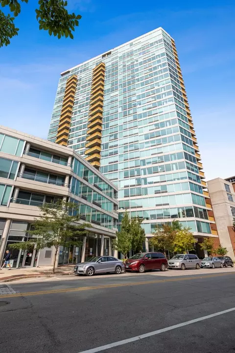 1720 Maple Ave #2130, Evanston, IL 60201