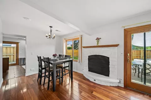 1180 Singleton Dr, Roselle, IL 60172 photo 7