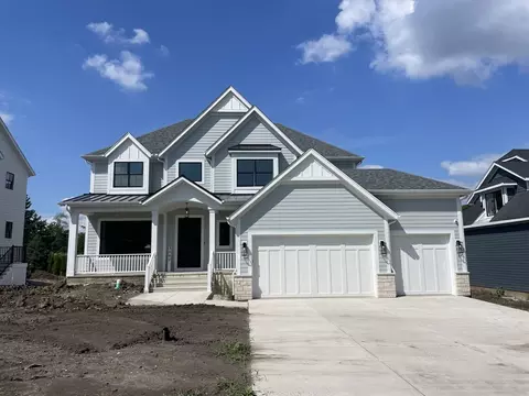 24 W040 Burlington Ave, Lisle, IL 60532