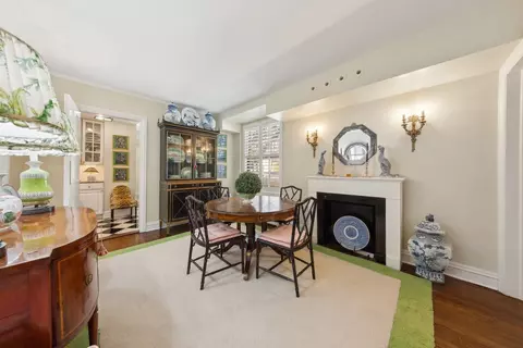 Dining - 210 E Pearson St #2D, Chicago, IL 60611 photo 1 of 1