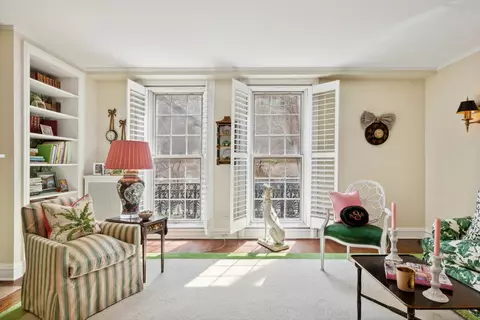 Living - 210 E Pearson St #2D, Chicago, IL 60611 photo 4 of 5