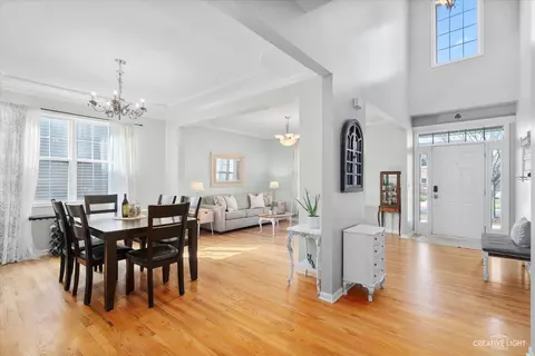 Dining - 1935 Gardner Cir E, Aurora, IL 60503 photo 1 of 4