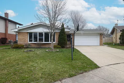 179 W Millers Rd, Des Plaines, IL 60016