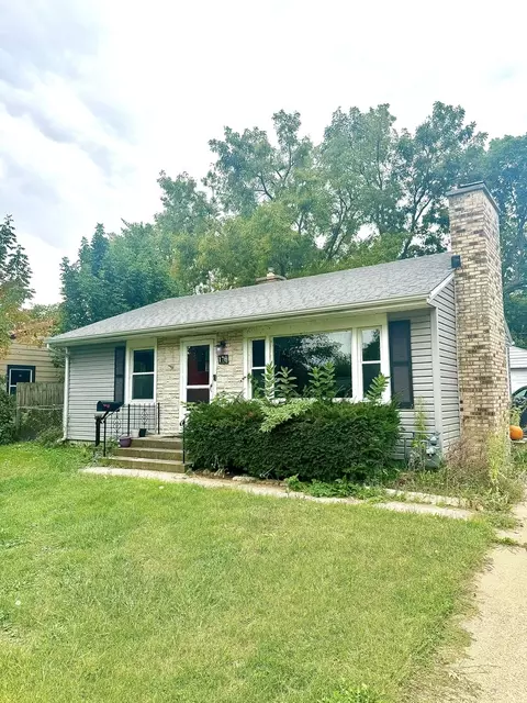176 Tilton Park Dr, Dekalb, IL 60115