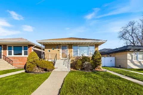 2906 W 82nd St, Chicago, IL 60652