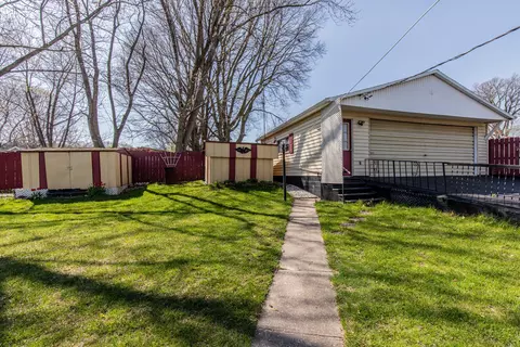 Exterior - 633 S Park St, Sheffield, IL 61361 photo 4 of 12