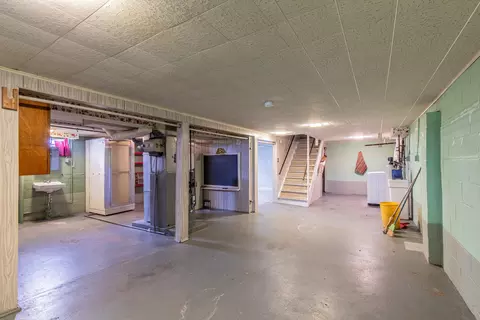 Exterior - 633 S Park St, Sheffield, IL 61361 photo 6 of 12