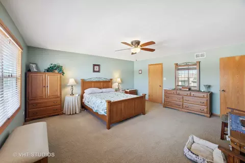 Bedroom - 1539 Sawgrass Ln, Beecher, IL 60401 photo 2 of 4