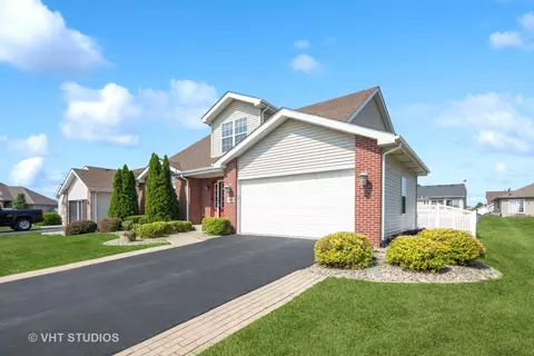 Exterior - 1539 Sawgrass Ln, Beecher, IL 60401 photo 2 of 7