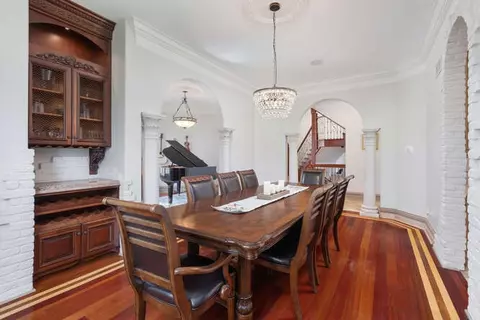 Dining - 720 Willow Rd, Naperville, IL 60540 photo 2 of 4
