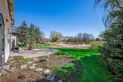 Exterior - 1485 Stonegate Rd, Algonquin, IL 60102 photo 3 of 8
