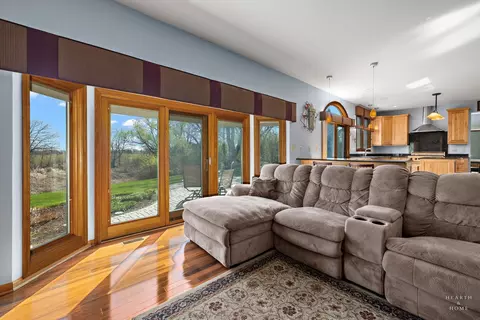 Living - 1485 Stonegate Rd, Algonquin, IL 60102 photo 7 of 7