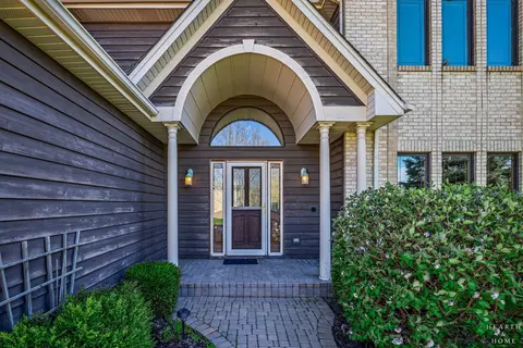 Entry Way - 1485 Stonegate Rd, Algonquin, IL 60102 photo 1 of 2