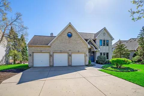 Exterior - 1485 Stonegate Rd, Algonquin, IL 60102 photo 2 of 8