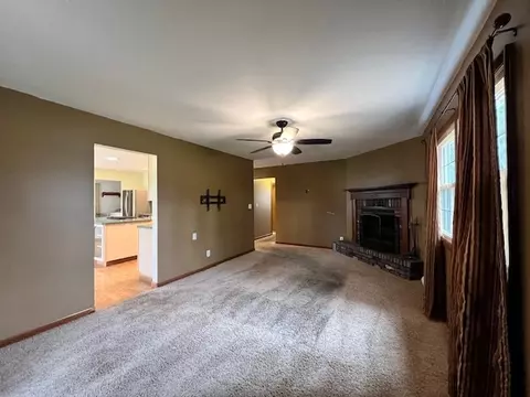 Living - 14644 Brian Dr, Bloomington, IL 61705 photo 4 of 5