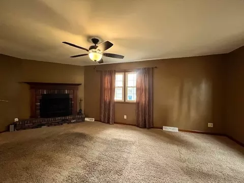 Living - 14644 Brian Dr, Bloomington, IL 61705 photo 1 of 5