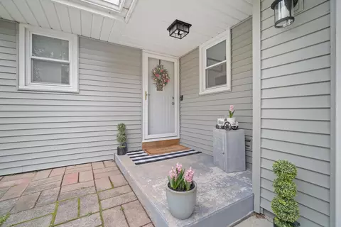 Exterior - 14612 Brian Dr, Bloomington, IL 61705 photo 2 of 4
