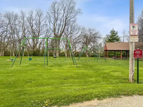 View/Area - 14612 Brian Dr, Bloomington, IL 61705 photo 6 of 6