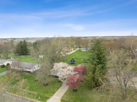 View/Area - 14612 Brian Dr, Bloomington, IL 61705 photo 5 of 6