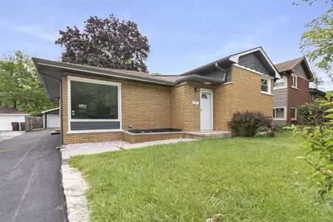 Exterior - 17113 Holmes Ave, Hazel Crest, IL 60429 photo 2 of 5