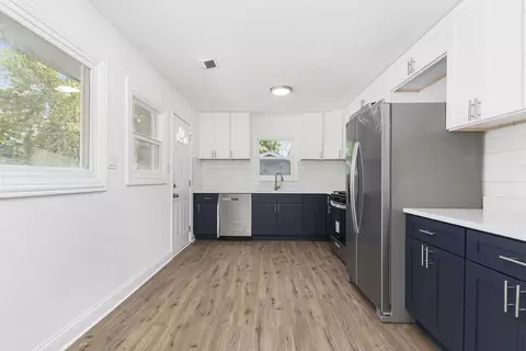 Entry Way - 17113 Holmes Ave, Hazel Crest, IL 60429 photo 1 of 1