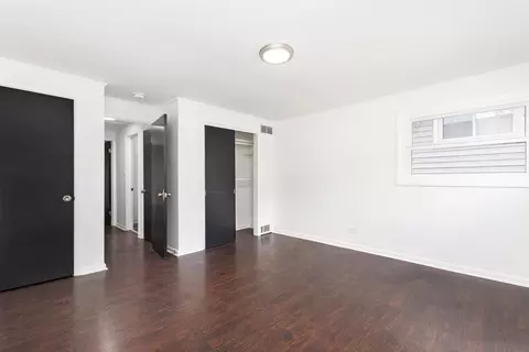 Bedroom - 17113 Holmes Ave, Hazel Crest, IL 60429 photo 2 of 5