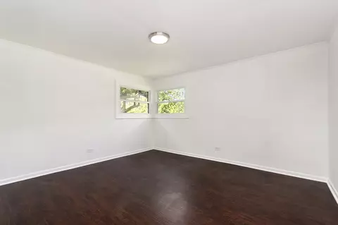 Bedroom - 17113 Holmes Ave, Hazel Crest, IL 60429 photo 1 of 5