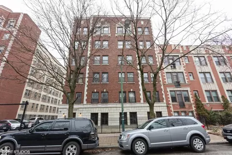 5135 S Kenwood Ave #304, Chicago, IL 60615