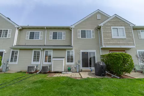 Exterior - 10909 Cape Cod Ln, Huntley, IL 60142 photo 3 of 3