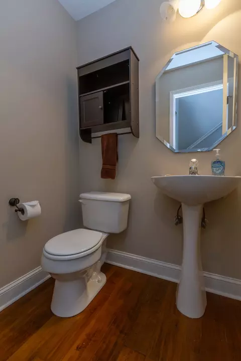 Bath - 10909 Cape Cod Ln, Huntley, IL 60142 photo 1 of 3