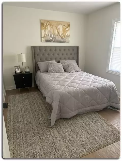 Bedroom - 10736 S Sangamon St, Chicago, IL 60643 photo 2 of 4
