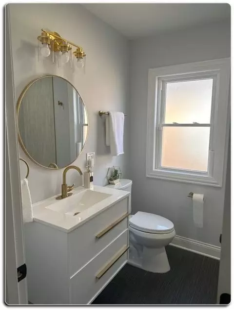 Bath - 10736 S Sangamon St, Chicago, IL 60643 photo 3 of 3