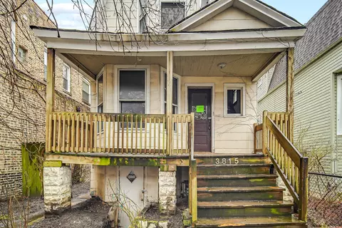 3815 W Montrose Ave, Chicago, IL 60618