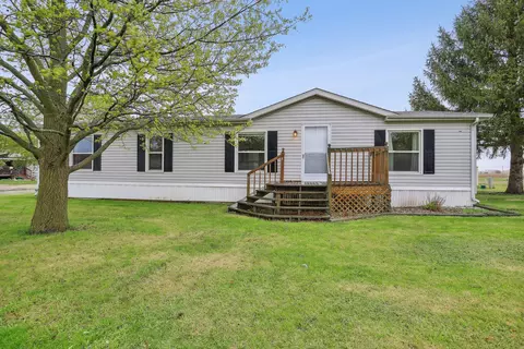648 Williamson St, Mahomet, IL 61853