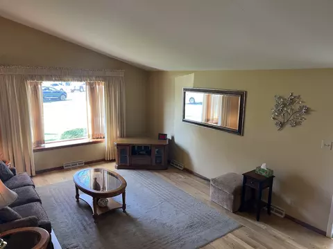 360 E Benton St, Oswego, IL 60543 photo 5