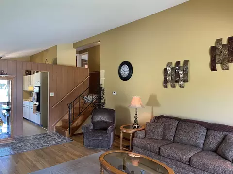 360 E Benton St, Oswego, IL 60543 photo 3