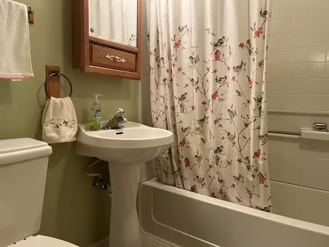360 E Benton St, Oswego, IL 60543 photo 16
