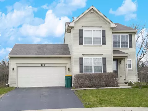 1151 Lamois Ct, Sycamore, IL 60178