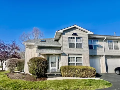 1328 Sugar Ct, Naperville, IL 60563