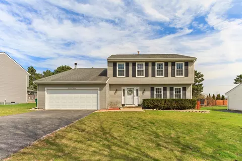 1719 Lind Ln, Gurnee, IL 60031