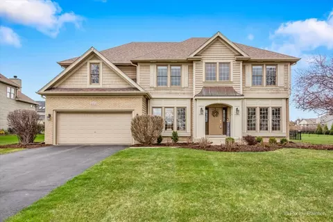 515 Prairie Ridge Ln, North Aurora, IL 60542
