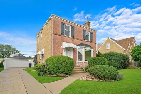 7352 N Oleander Ave, Chicago, IL 60631