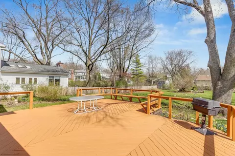 153 Williamsburg Dr, Bartlett, IL 60103 photo 29