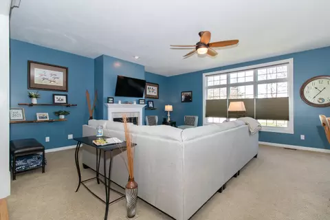 Living - 6 Grape Vine Ln, Bloomington, IL 61704 photo 1 of 13