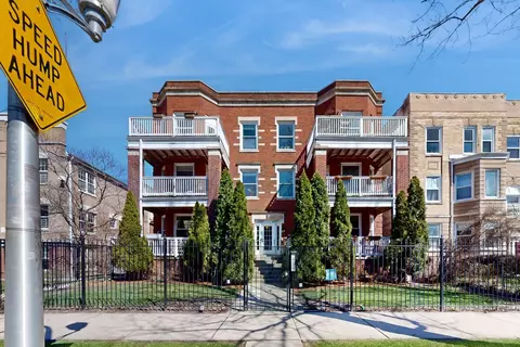 4507 N Magnolia Ave #2S, Chicago, IL 60640