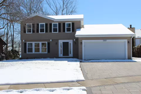 2265 Federal Pkwy, Lindenhurst, IL 60046